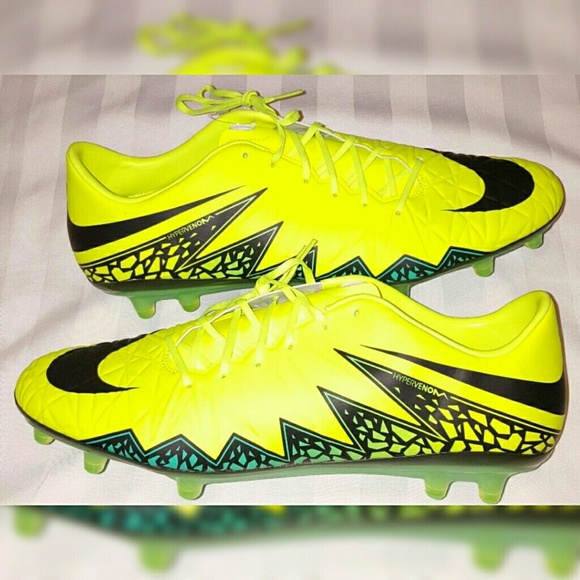 nike hypervenom soccer shoes